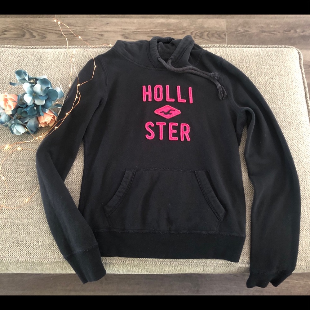 Navy blue and hot pink Hollister hoodie